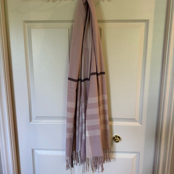 Love & Lore Scarf - Picture 3 of 4